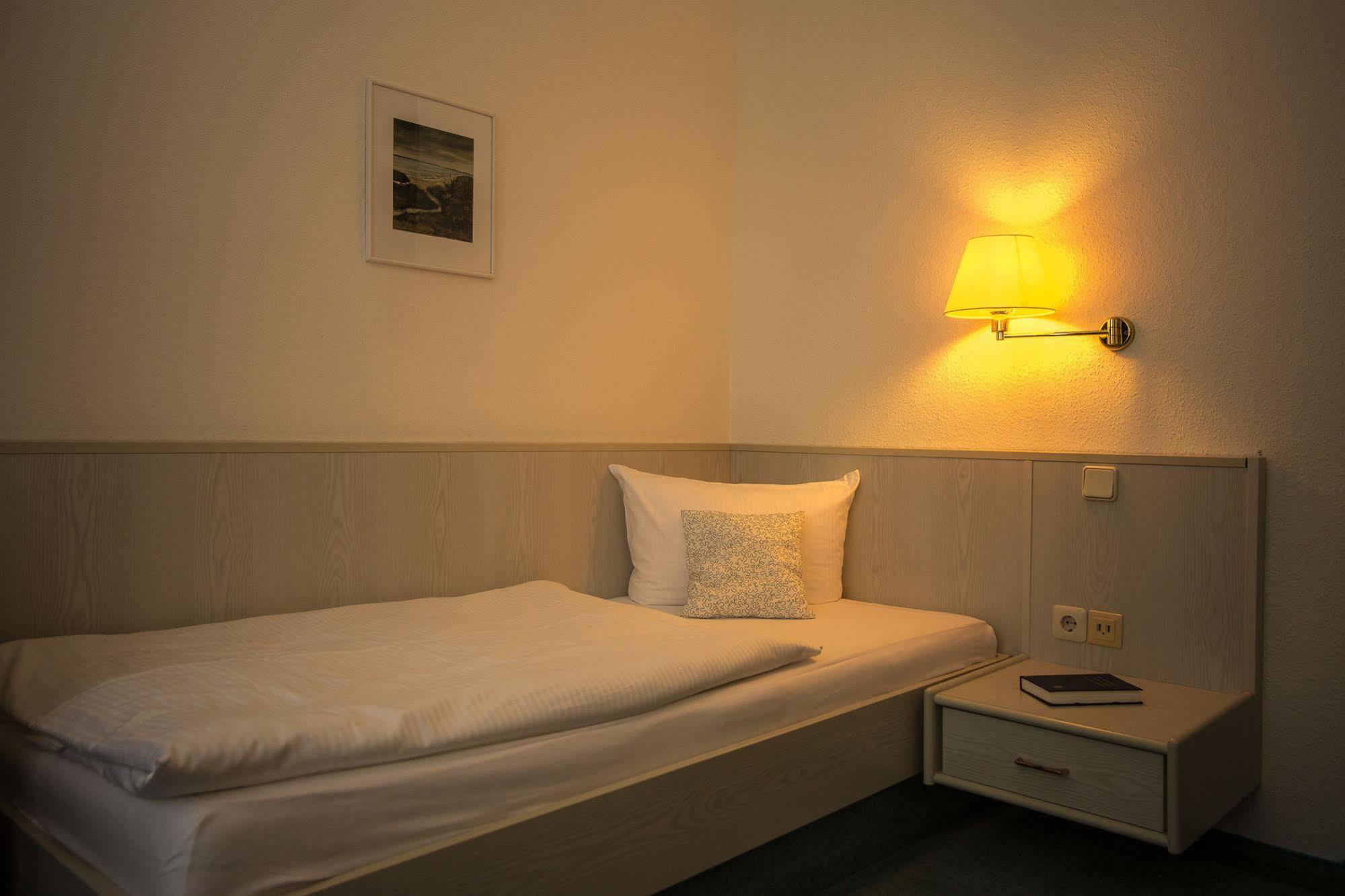 Hotel Weide Satow Dış mekan fotoğraf